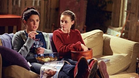 3 Easy-to-Follow Background TV Series You Can Watch While Doing Other Things