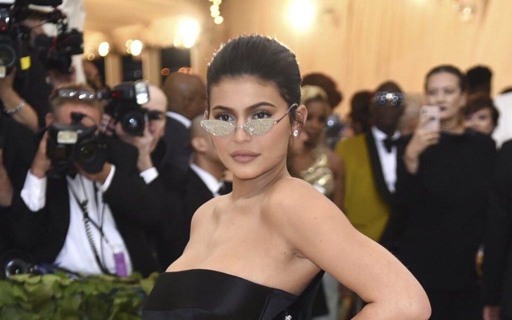 Kylie Jenner to Star in ‘Bachelorette Weekend,’ a Series Produced with Her Sister Kim Kardashian